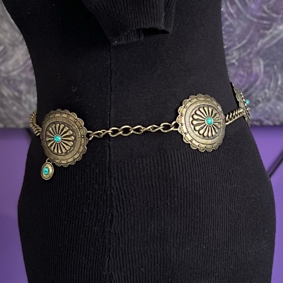 Vintage Antique Brass Tone Concho Belt - Picture 3 of 10